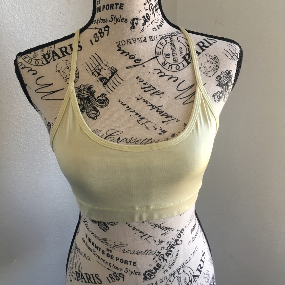 Luluemon athletica Sports Bra Size 6. Shiny yellow